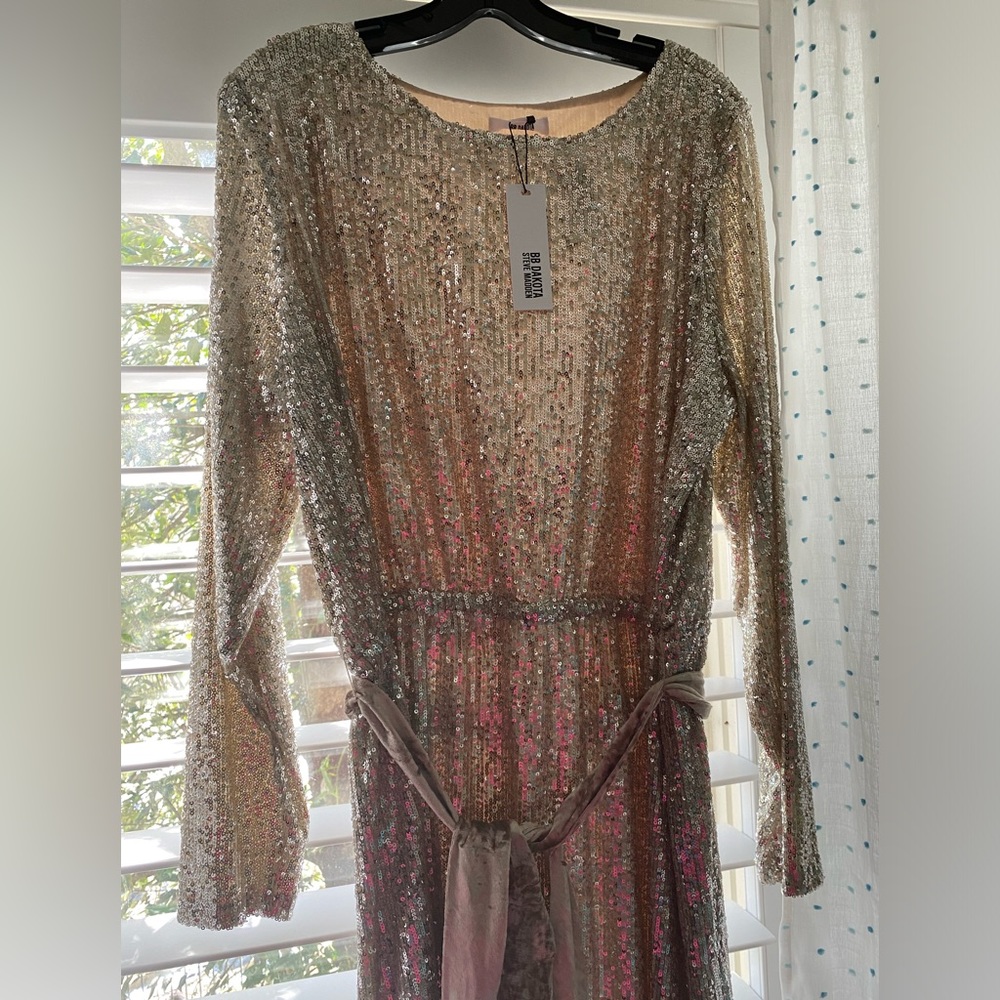 BB Dakota X Steve Madden Say So Dress - Picture 6 of 11